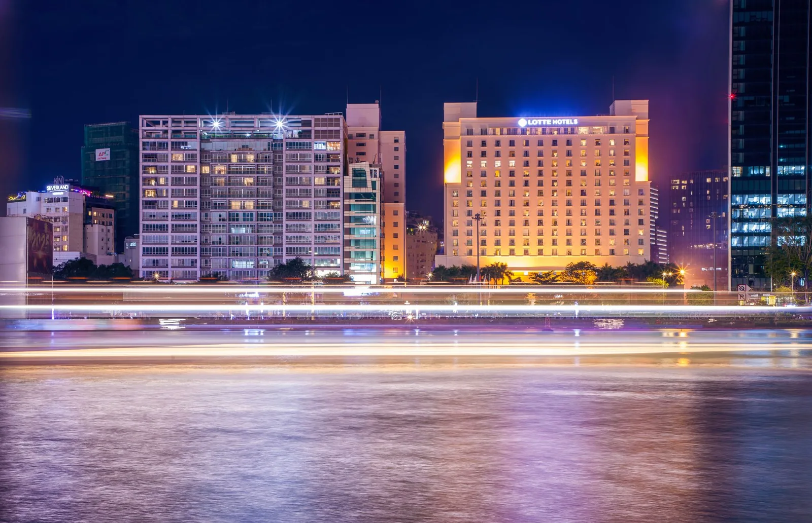 How many hotel points for a free night? Hotel loyalty program award pricing compared