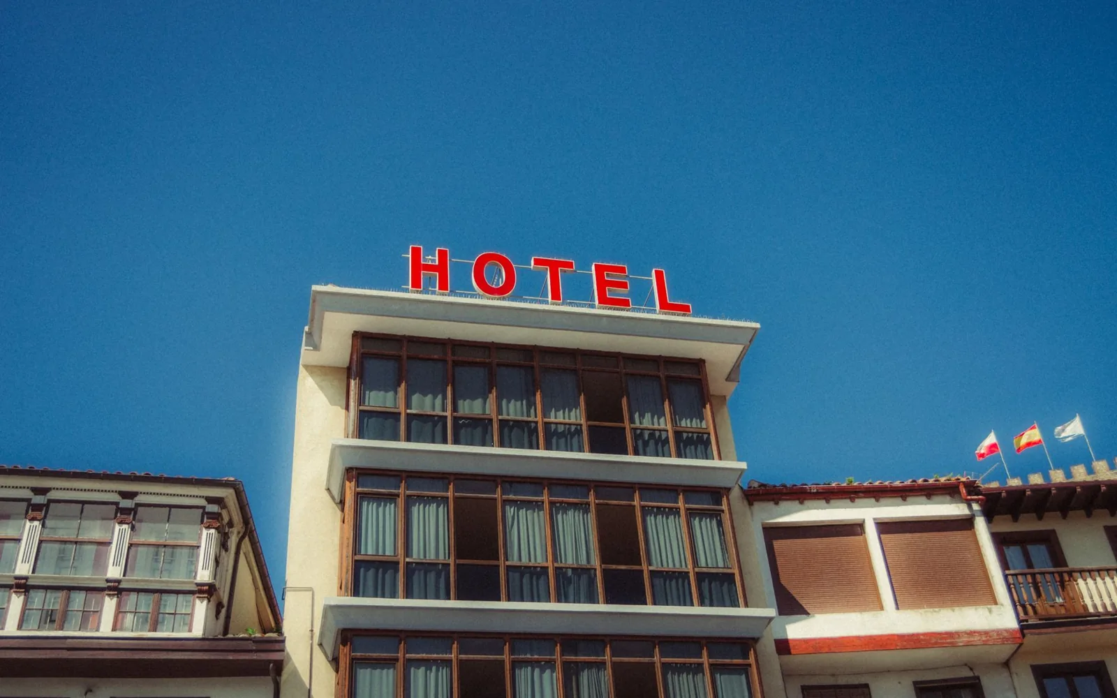 inn vs hotel