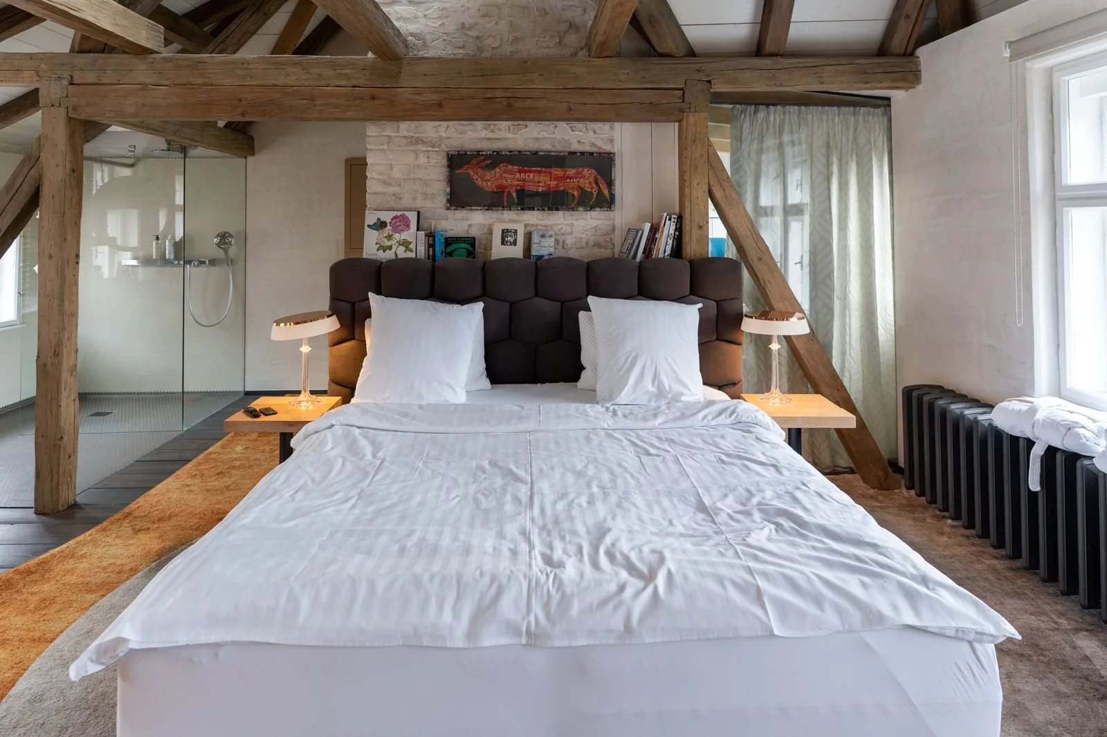 Airbnb apartment living room versus hotel room for a long stay