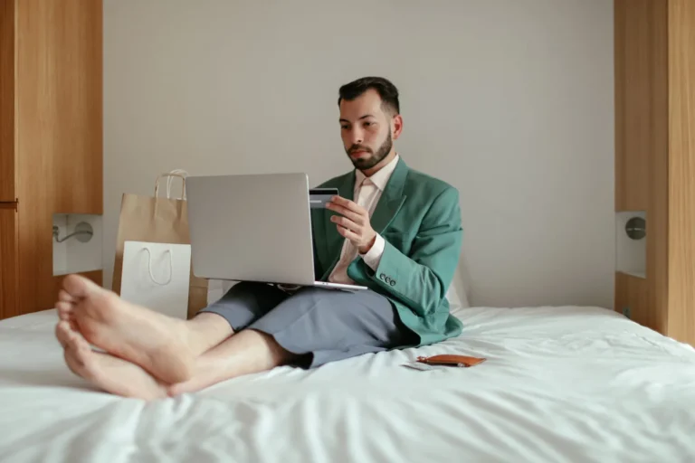 Best Hotel Credit Cards for Rewards: Top Picks for Travelers in 2026
