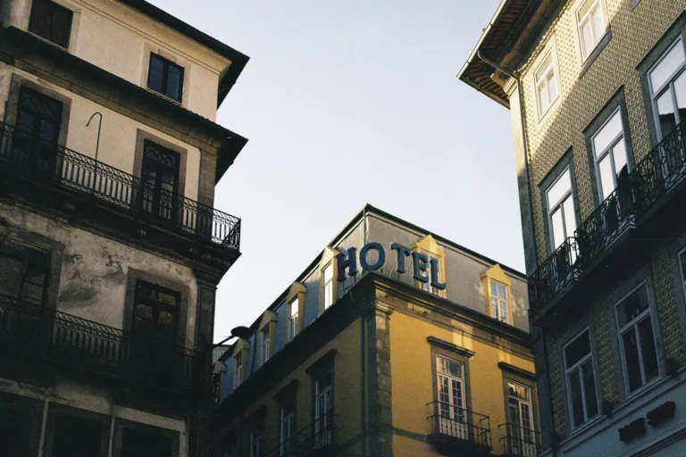 How Do Hotel Rewards Work? A Plain-English Guide to Earning and Redeeming Points