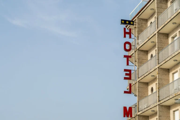 Extended Stay Hotel Cost: What You’ll Actually Pay in 2026
