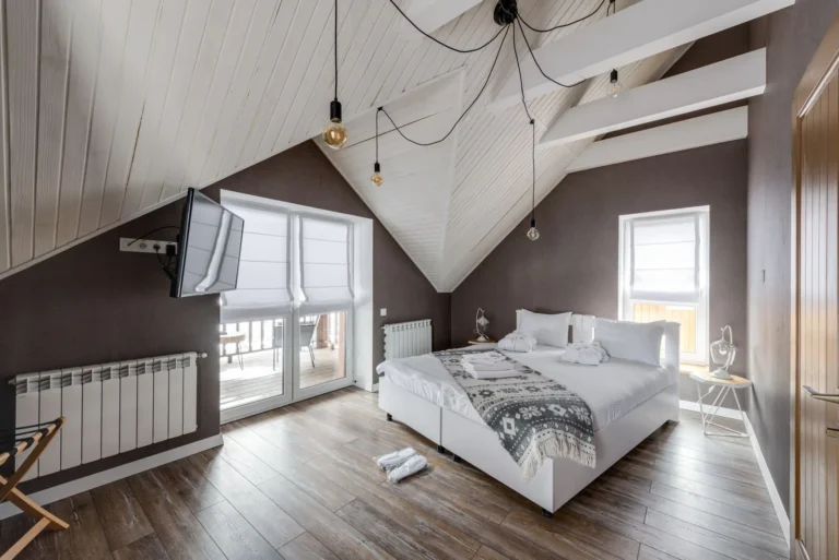 Is Airbnb Cheaper Than Hotels? A Real-World Cost Comparison