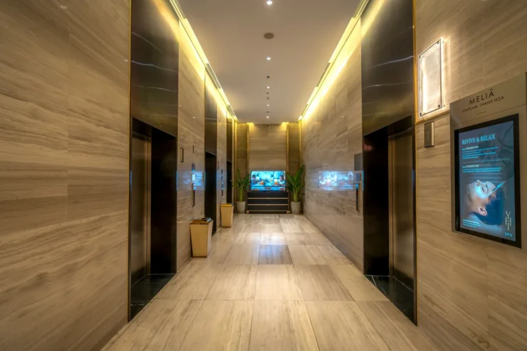 Luxury Hotel vs Budget Hotel: Which One Is Actually Worth Your Money?